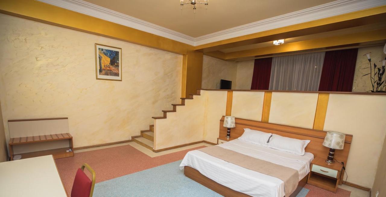 Nor Dzoraberd Hotel Complex エレバン エクステリア 写真