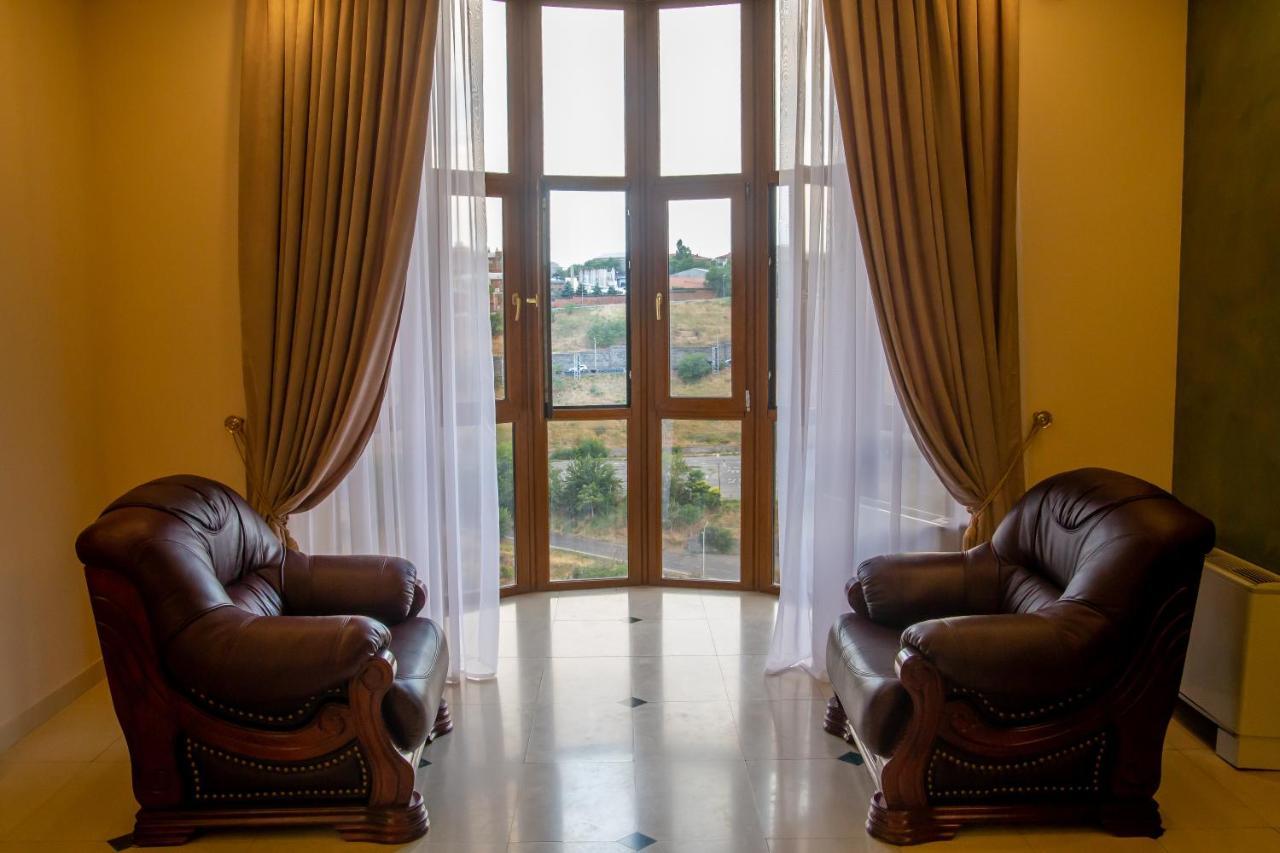 Nor Dzoraberd Hotel Complex エレバン エクステリア 写真