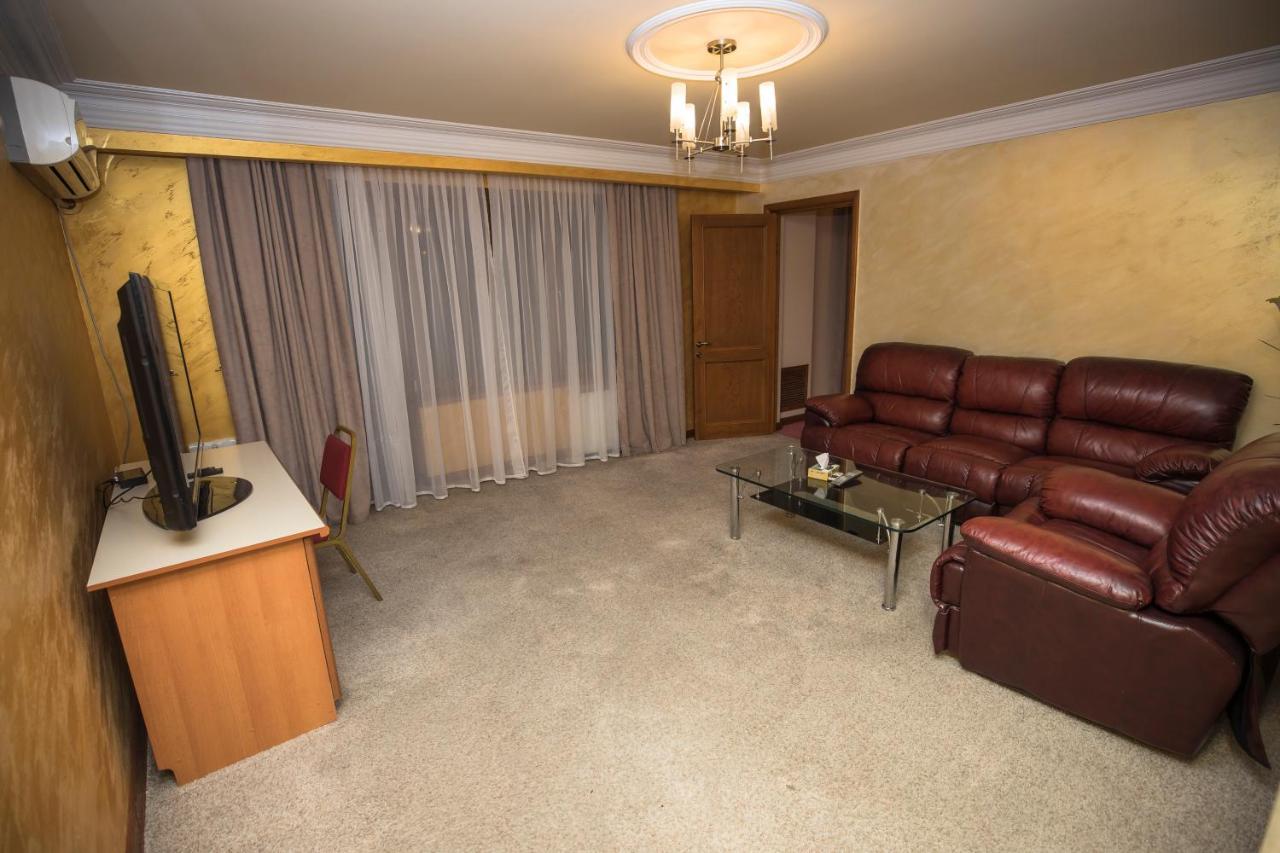 Nor Dzoraberd Hotel Complex エレバン エクステリア 写真