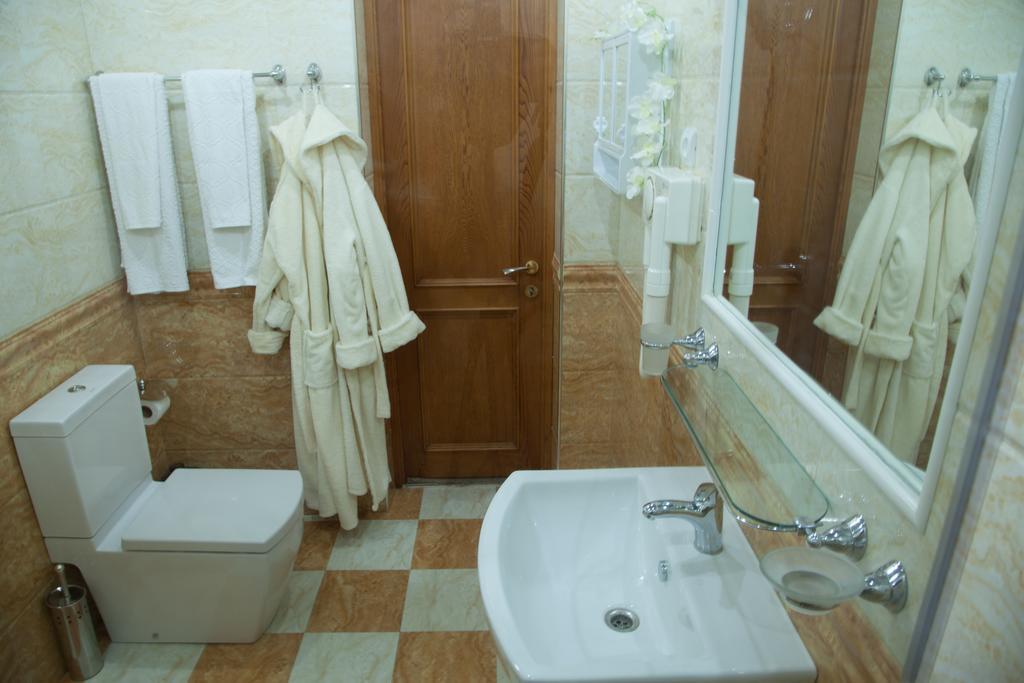Nor Dzoraberd Hotel Complex エレバン エクステリア 写真